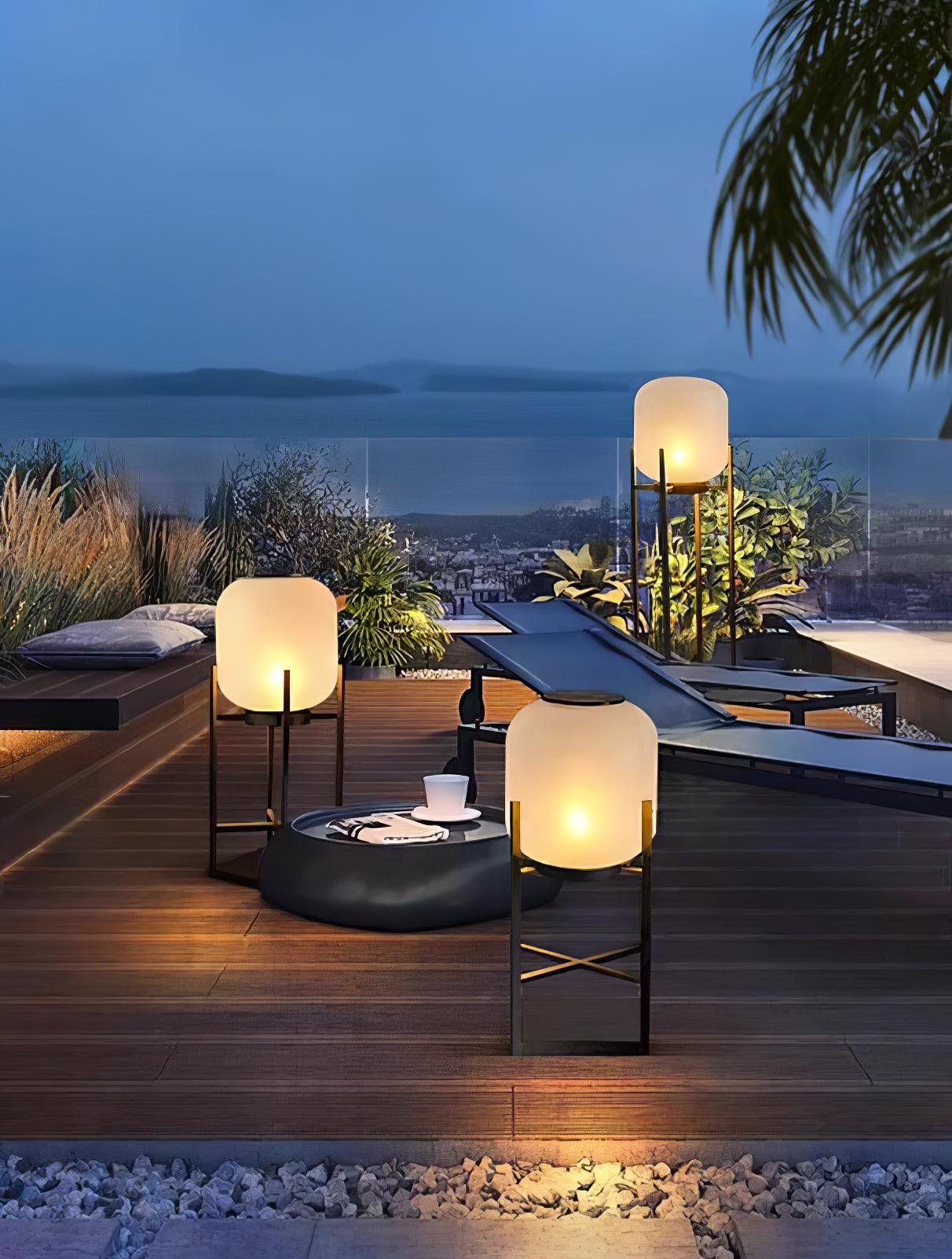 Lampadaire solaire LED de jardin