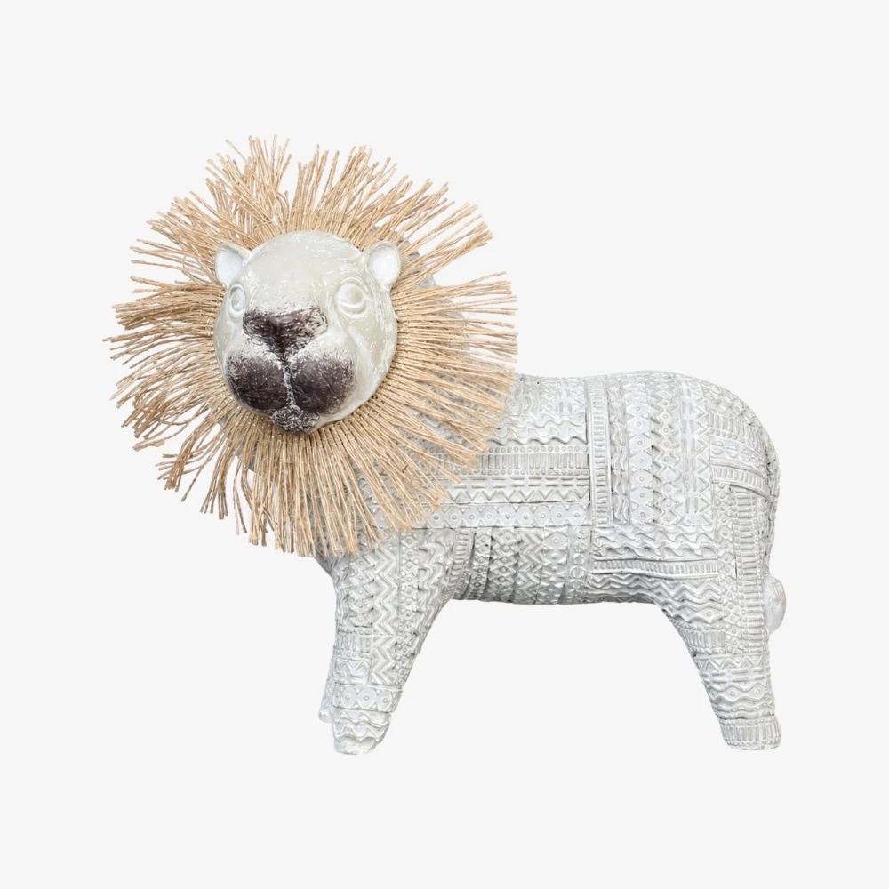 Style Lion handmade resin lion ornament with woven mane